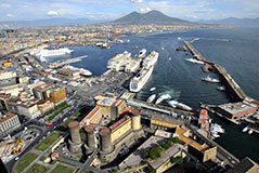 Napoli port